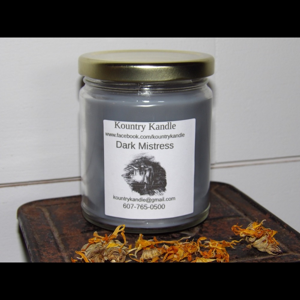 Dark Mistress Scented Candle